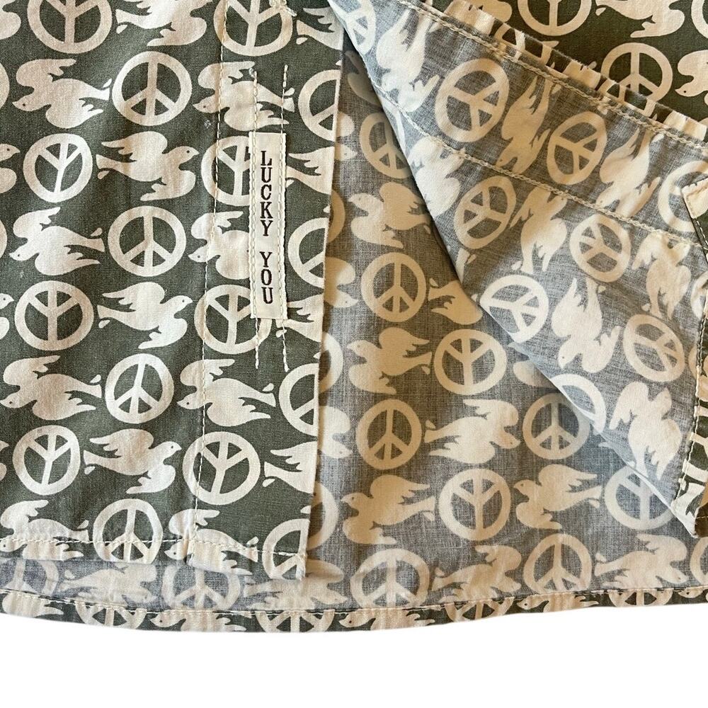 VTG Y2K Lucky Brand Men Shirt Peace Sign & Dove AOP Size Large Indie Boho Retro - Picture 8 of 9